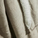 V3H473522FAA47FC5A3A79691353F6A0C95R5764857P2