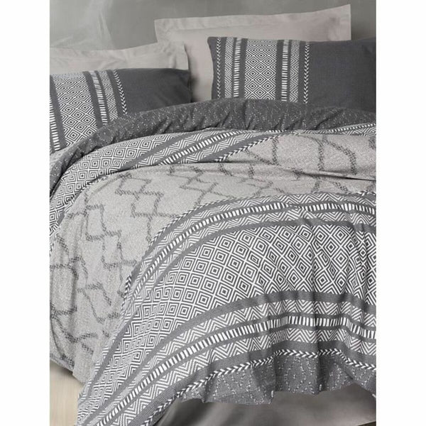 V4H9E5A4633BF9864AD375227CF7A1975B3R7134602P4