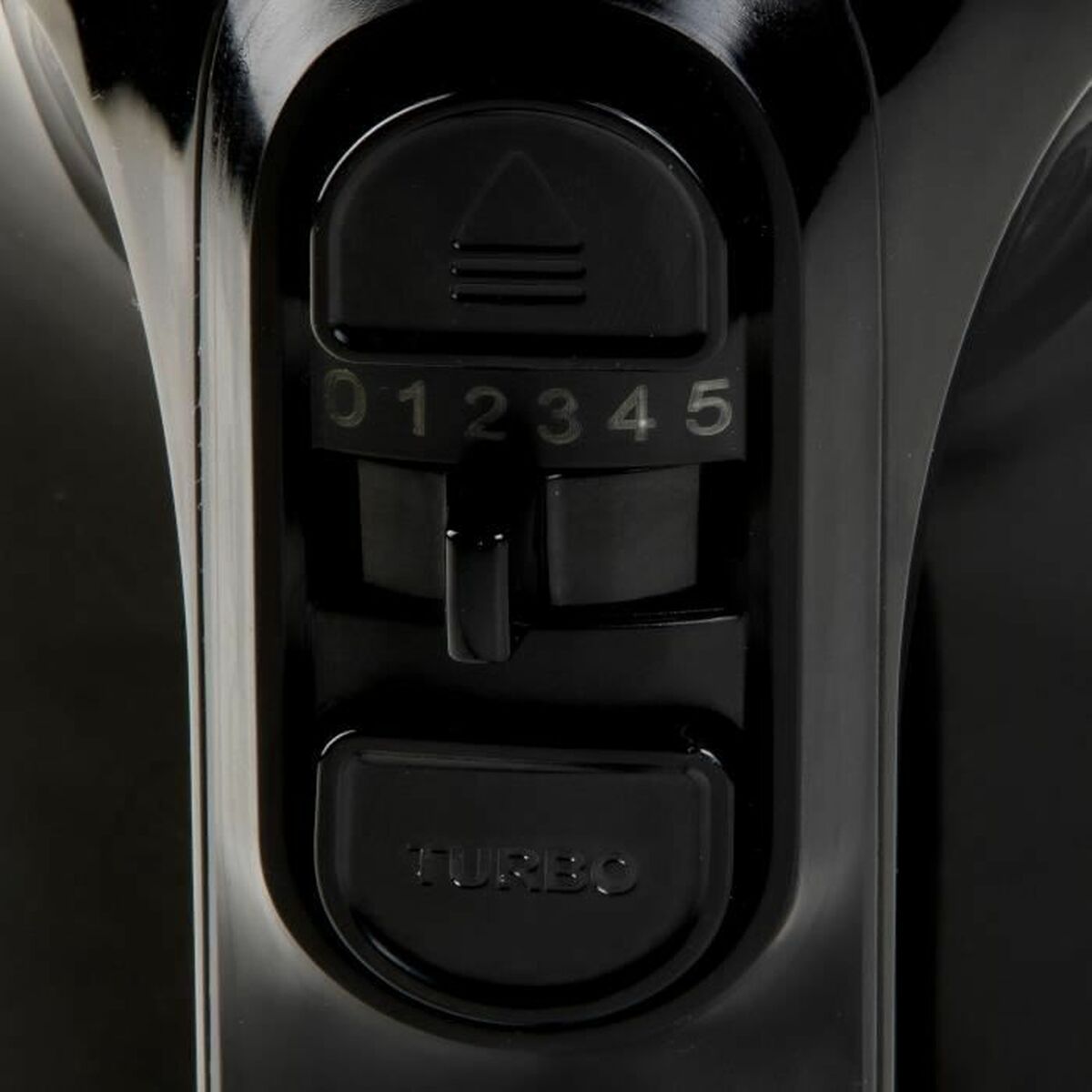 S71016268_5